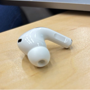 Physical Image of an AirPod